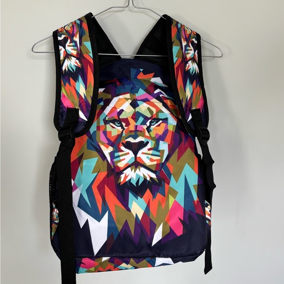 Other - NWT Colorful Geometric Lion Backpack